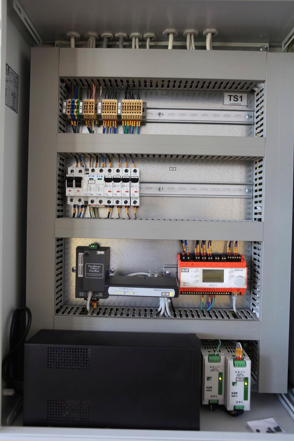 elektryk 02