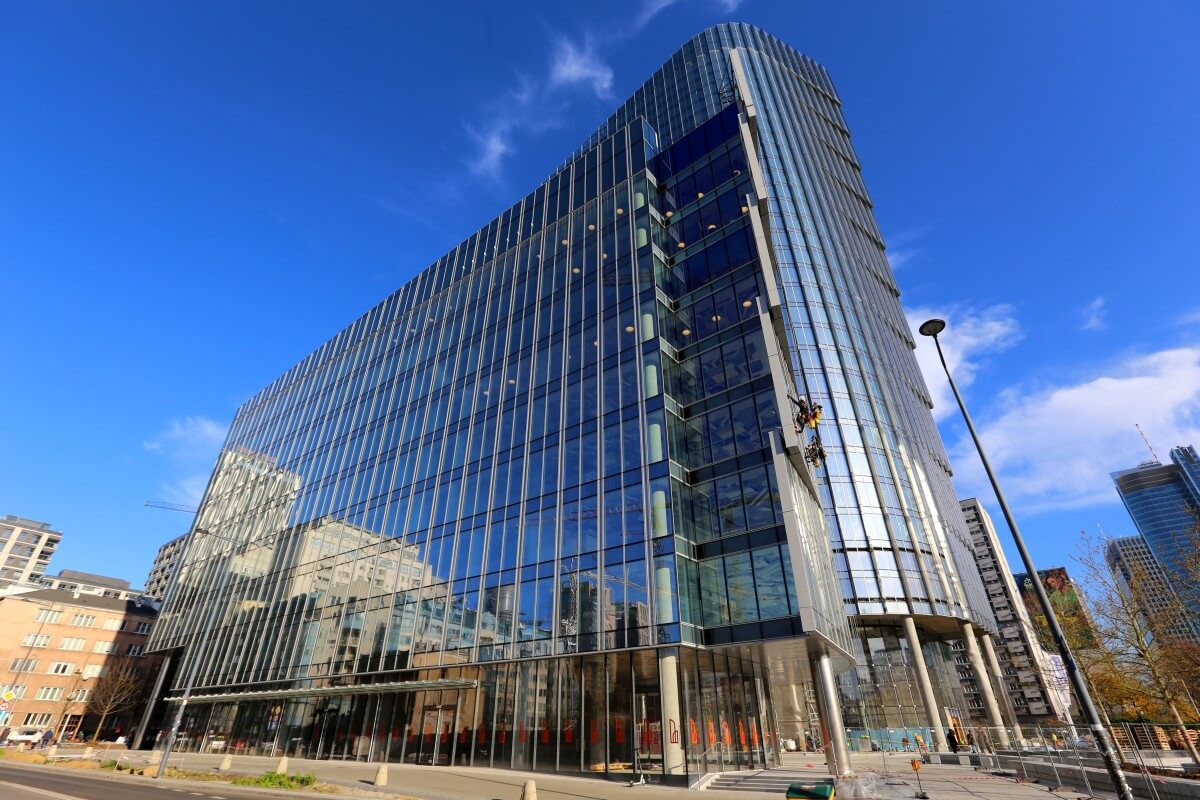 Mennica Legacy Tower 01