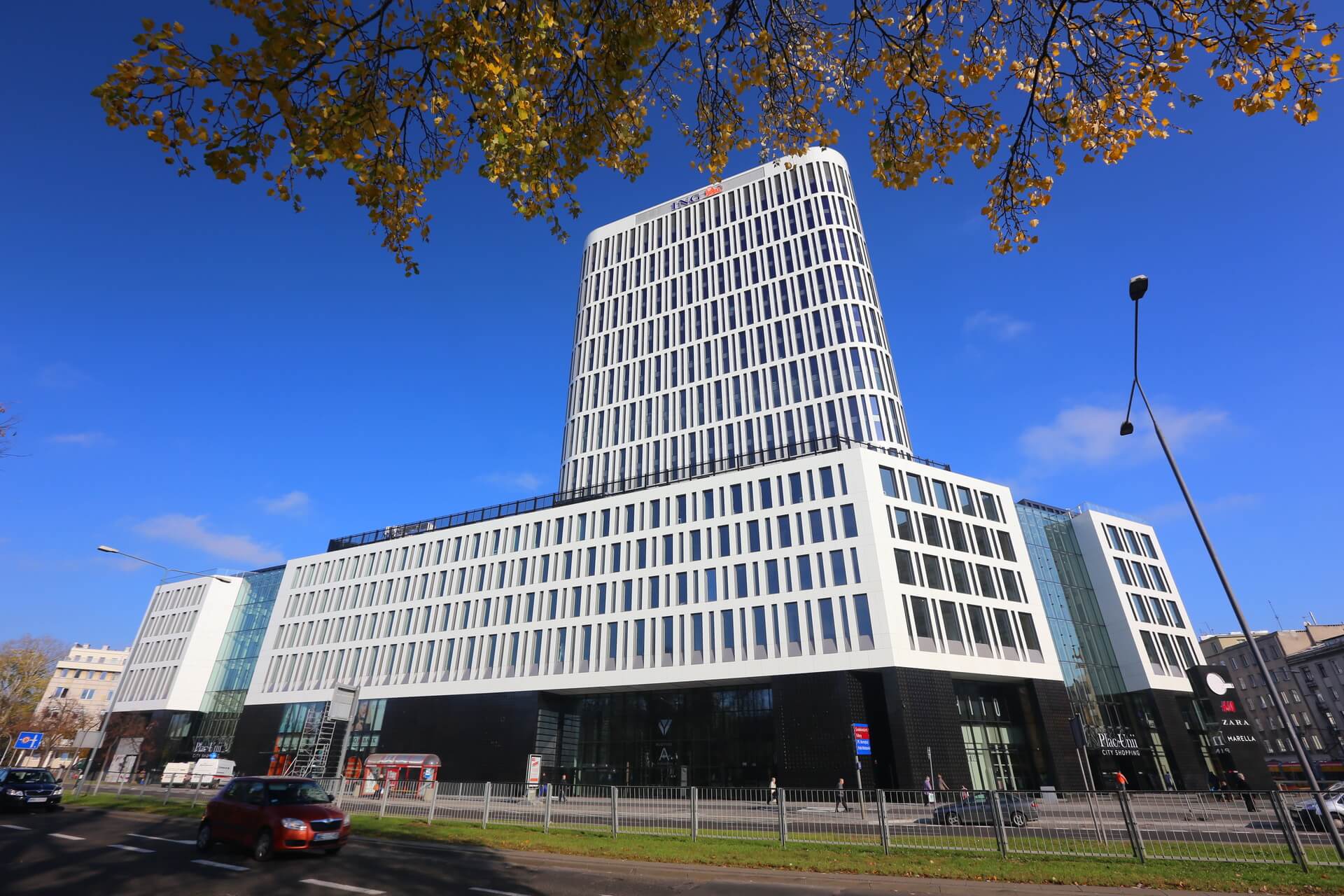 nowy plac Uni 07